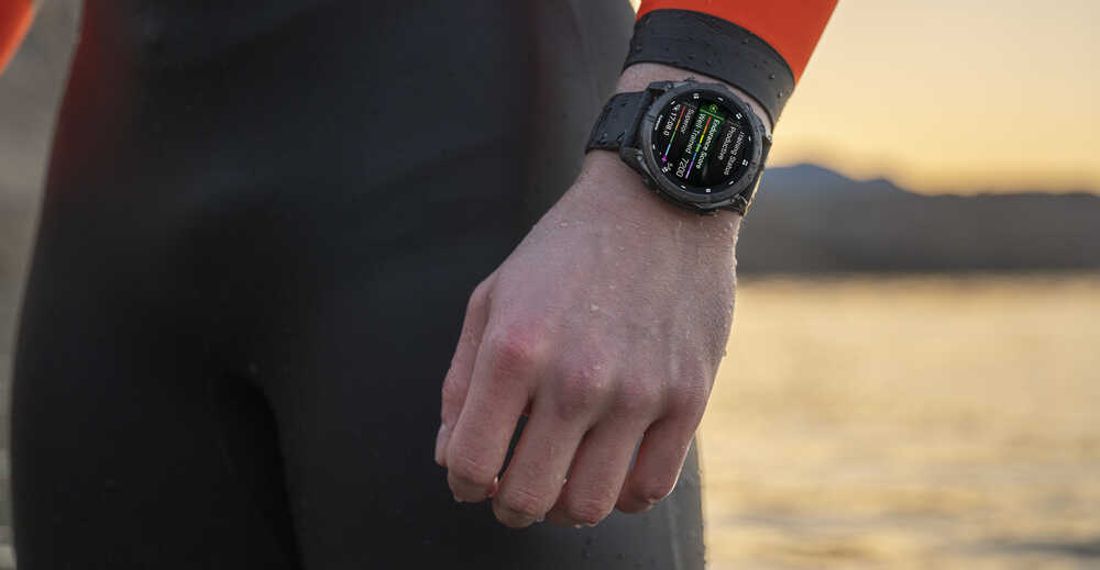 hodinky garmin Fenix 8 na ruce potápěče